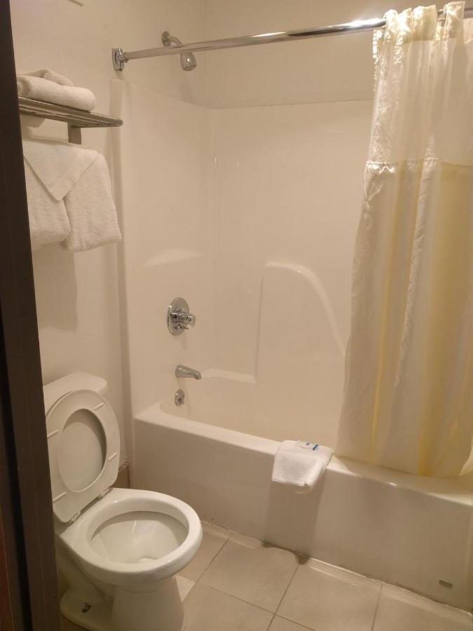 Royal Inn Suites Huntington Zewnętrze zdjęcie